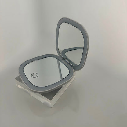 Ultra Mirror Compact